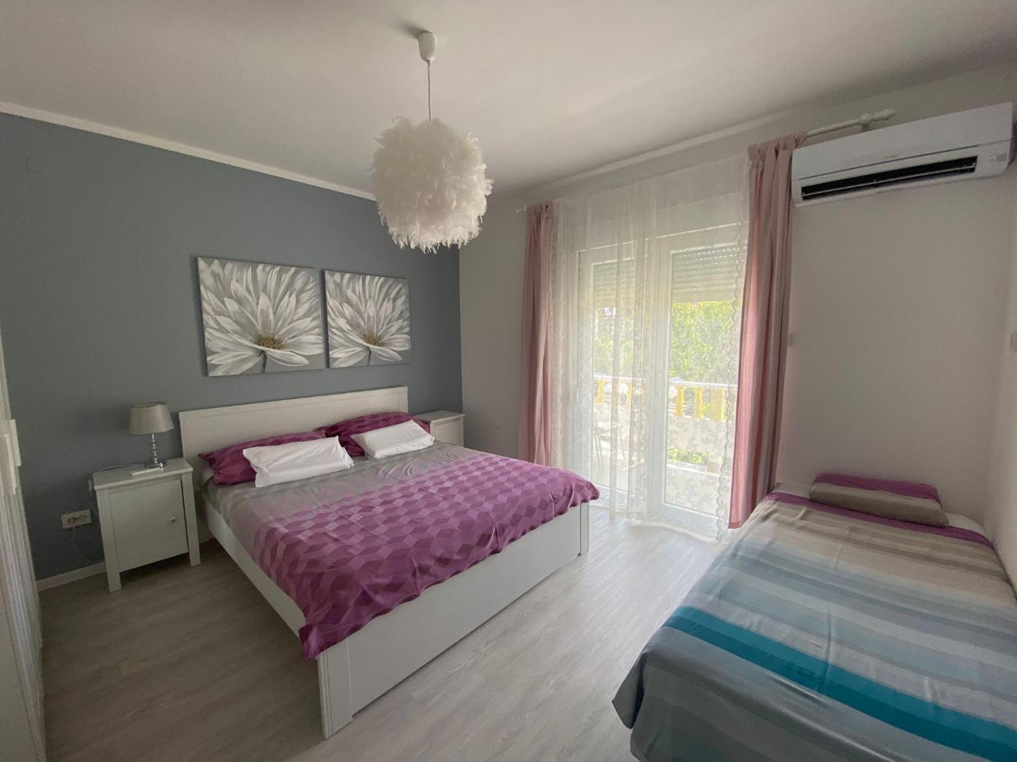 Apartments Mare Banjol Esterno foto